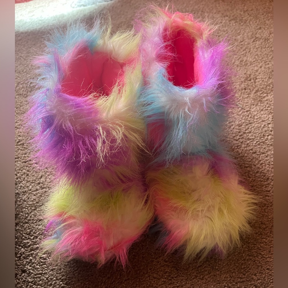 Justice slipper boots size 11
